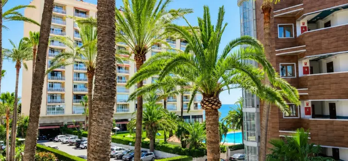 Продажа апартаментов на среднем этаже в Torremolinos Centro 3
