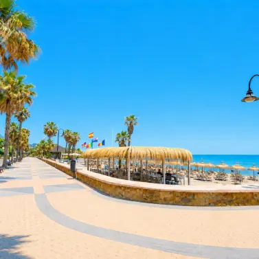 Продажа апартаментов на среднем этаже в Torremolinos Centro