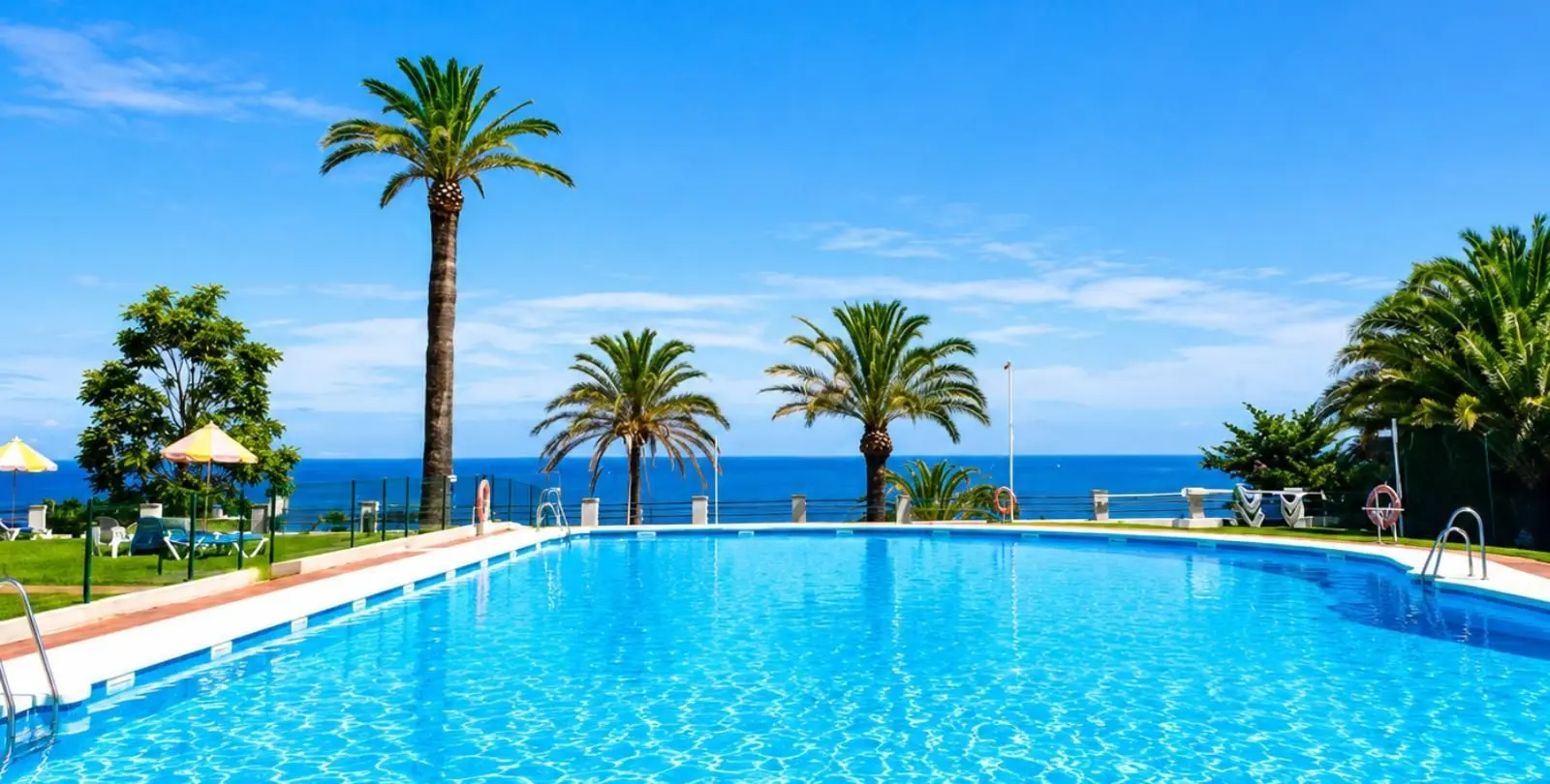 Sale of middle floor apartment in Torremolinos Centro 1
