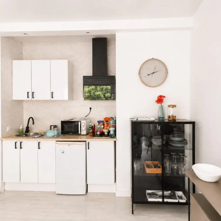 Sale of middle floor apartment in Torremolinos Centro
