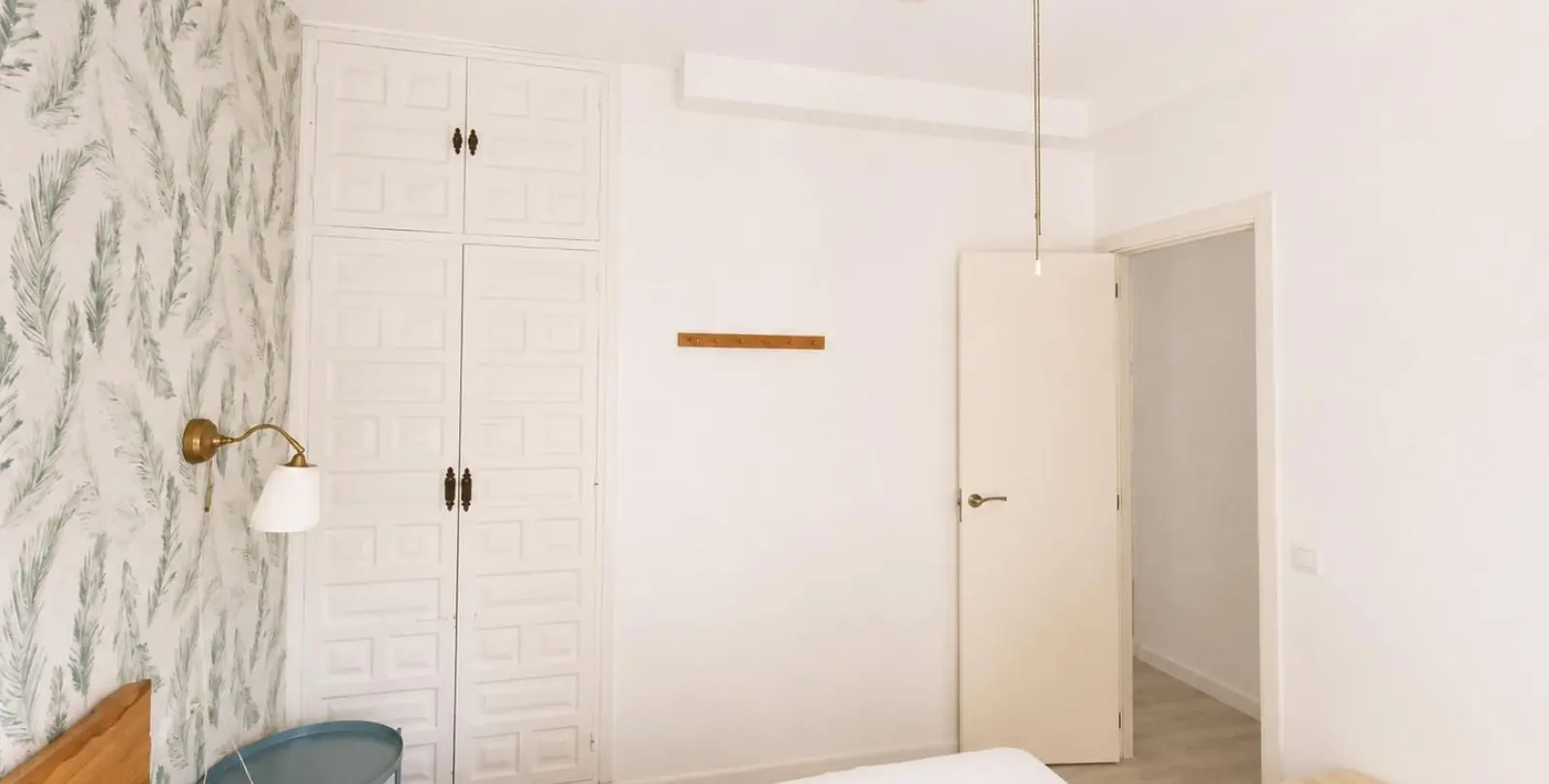Sale of middle floor apartment in Torremolinos Centro 8