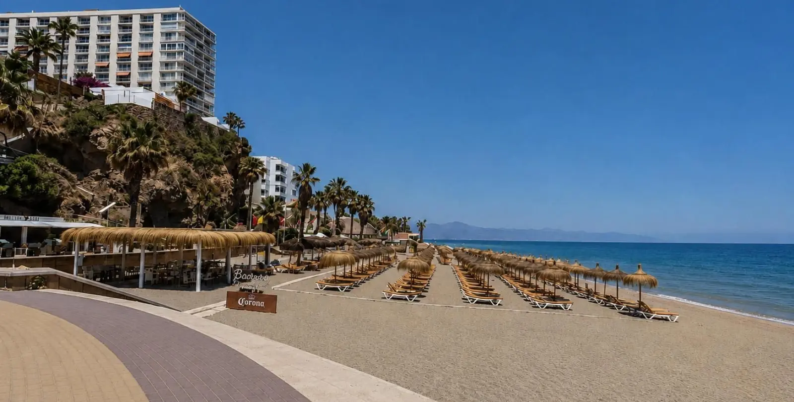 Sale of middle floor apartment in Torremolinos Centro 13