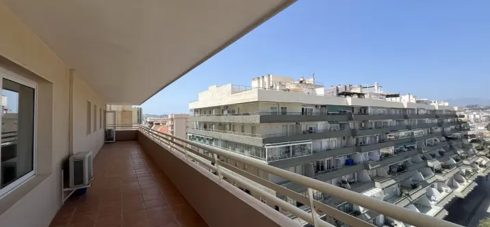 Продажа апартаментов на среднем этаже в Fuengirola 2