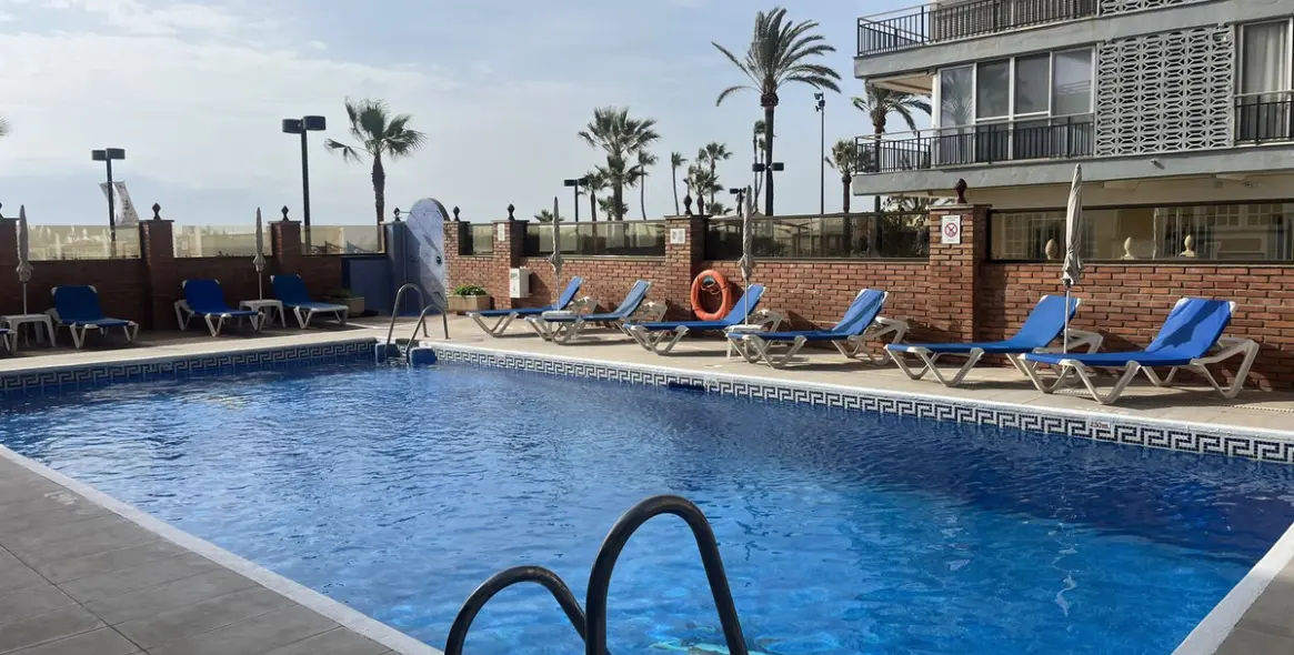 Продажа апартаментов на среднем этаже в Fuengirola 13