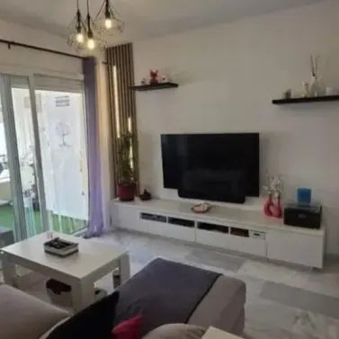 Venta de apartamento en planta media en El Rosario