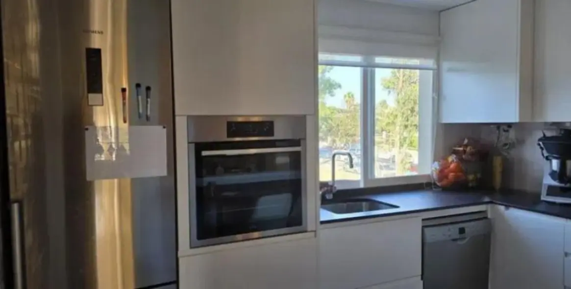 Venta de apartamento en planta media en El Rosario 5