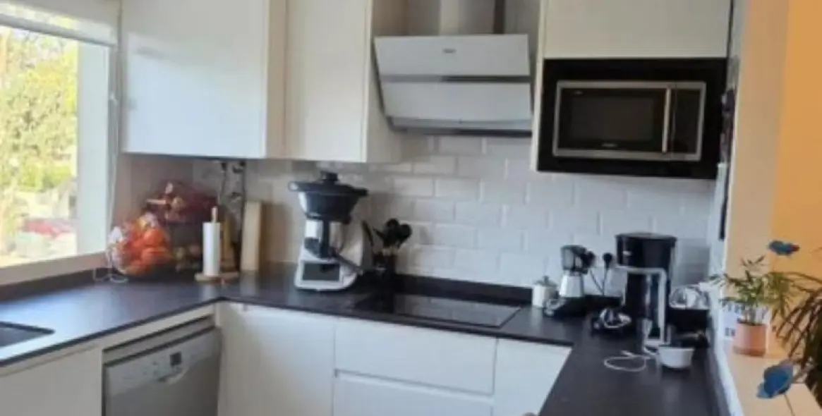 Venta de apartamento en planta media en El Rosario 6