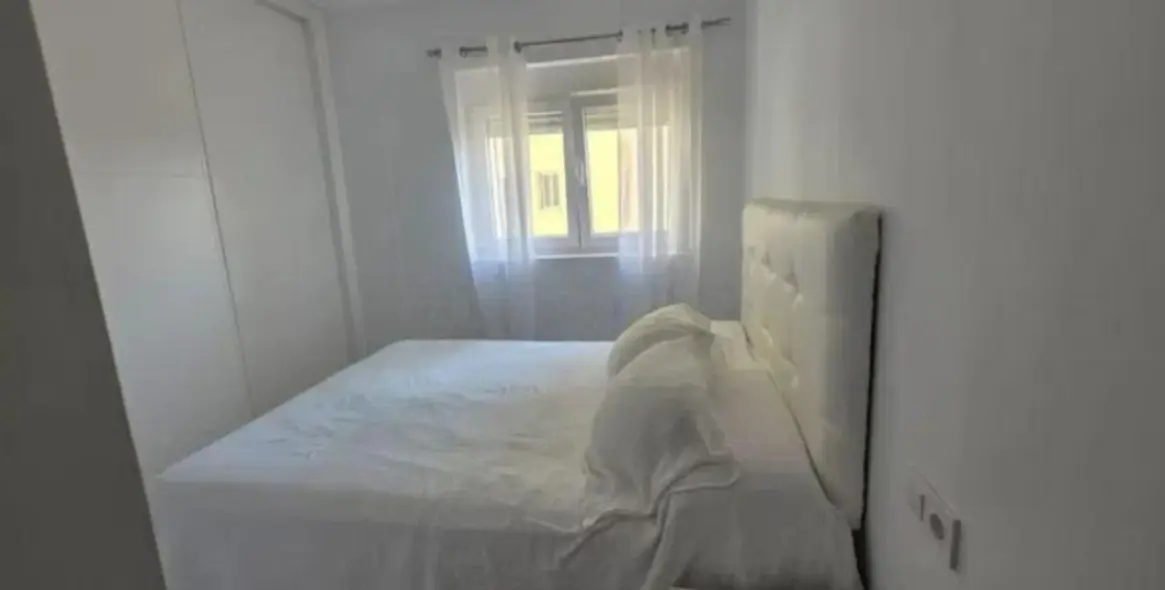 Venta de apartamento en planta media en El Rosario 11