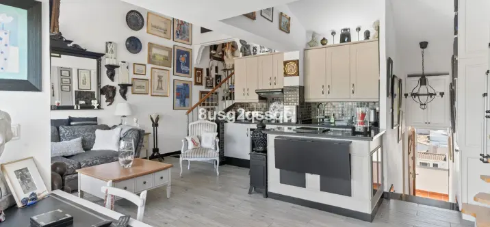 Продажа двухуровневого пентхауса в Estepona 2