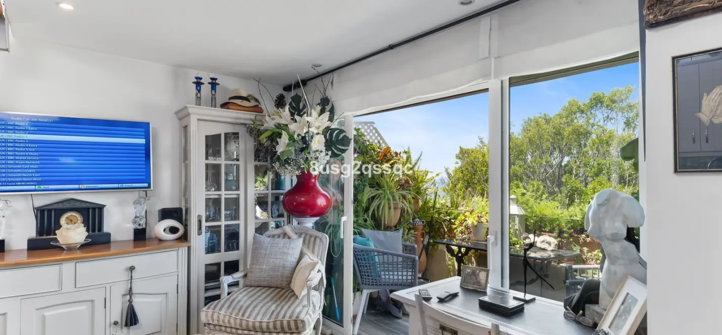 Venta de ático dúplex en Estepona 0