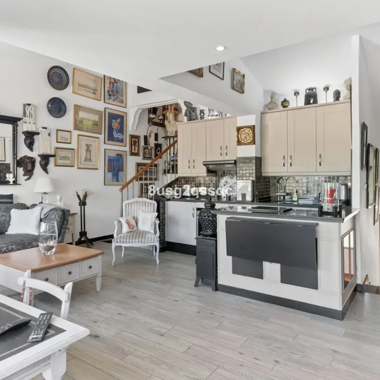 Venta de ático dúplex en Estepona