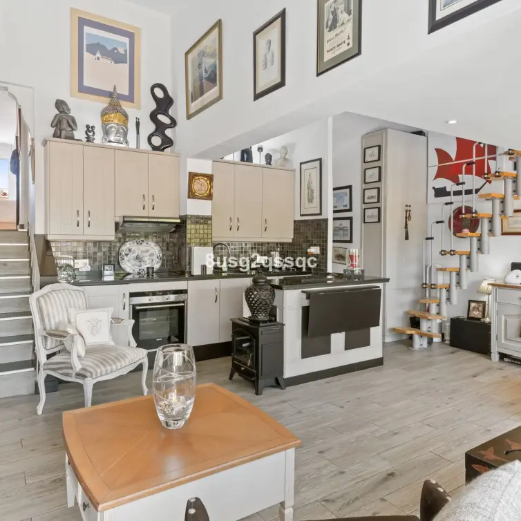 Venta de ático dúplex en Estepona