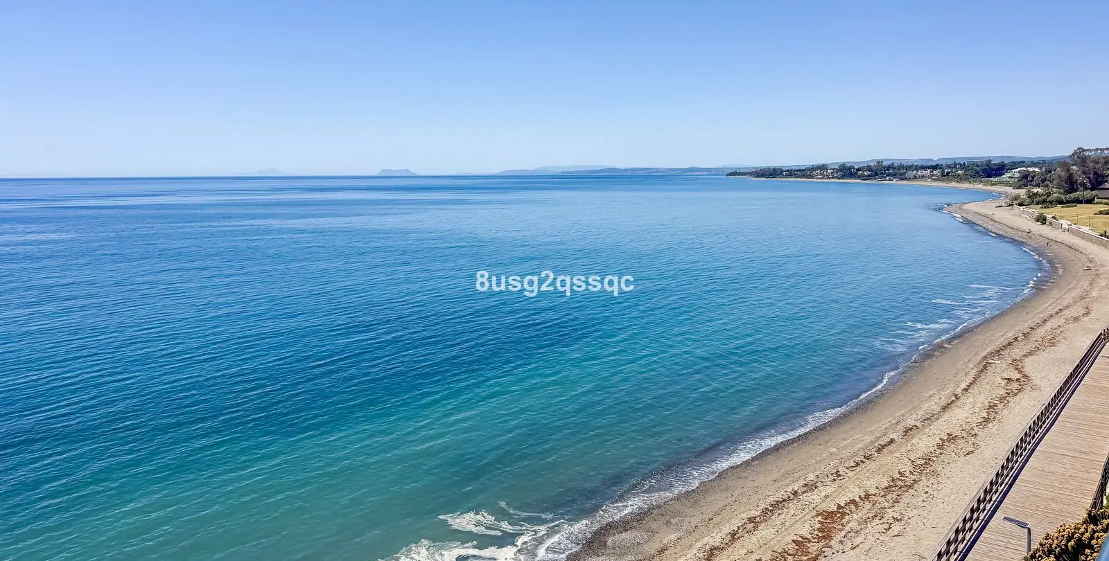 Продажа двухуровневого пентхауса в Estepona 10