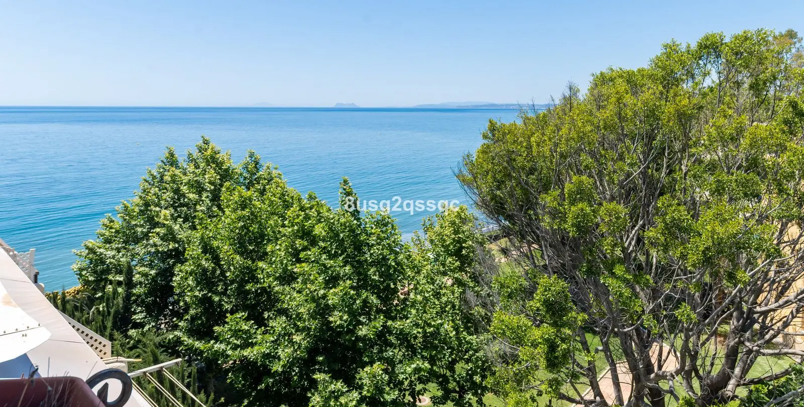 Продажа двухуровневого пентхауса в Estepona 13