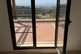Image 6 thumb