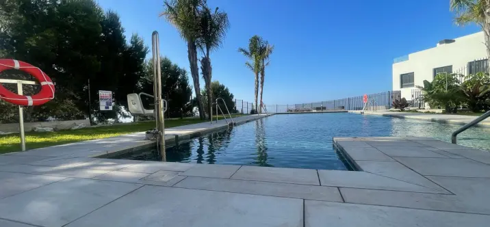 Sale of middle floor apartment in Benalmadena 4