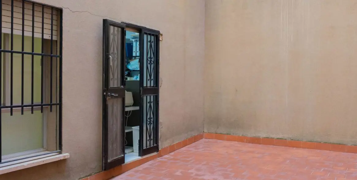 Sale of middle floor apartment in Fuengirola 14