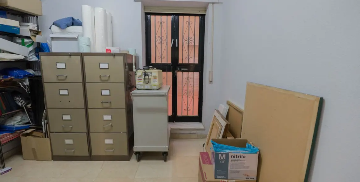 Sale of middle floor apartment in Fuengirola 16