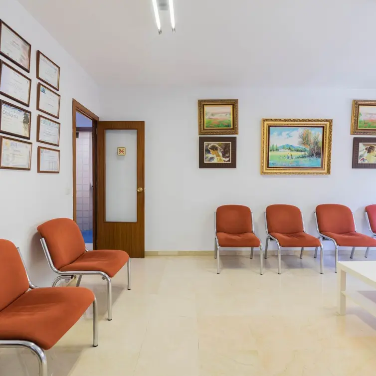 Sale of middle floor apartment in Fuengirola