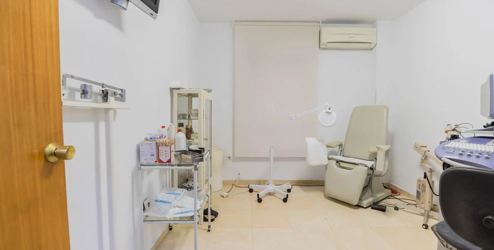 Venta de apartamento en planta media en Fuengirola 5