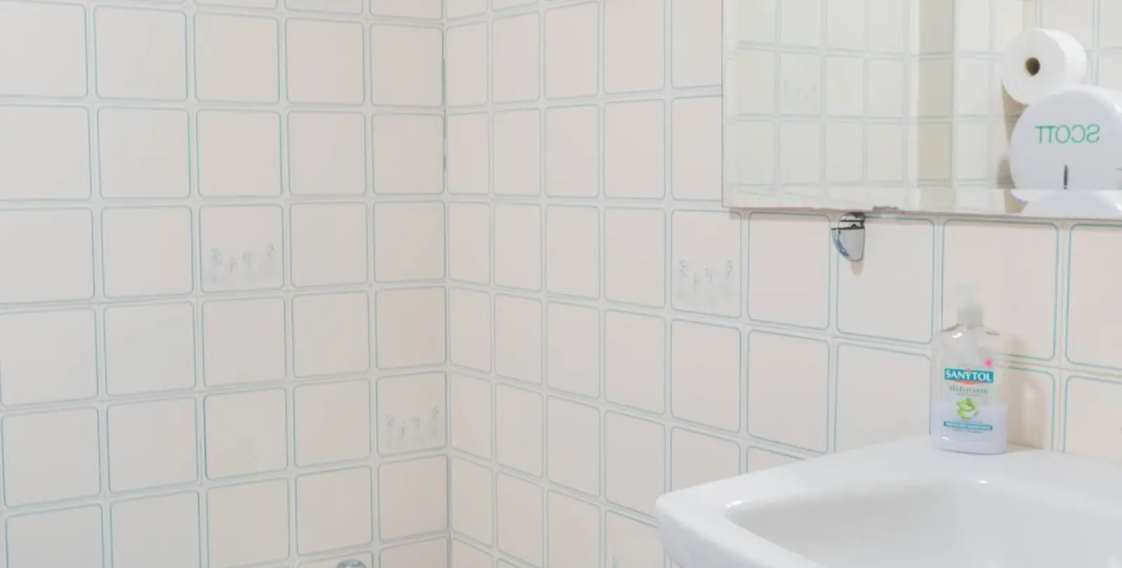 Venta de apartamento en planta media en Fuengirola 11