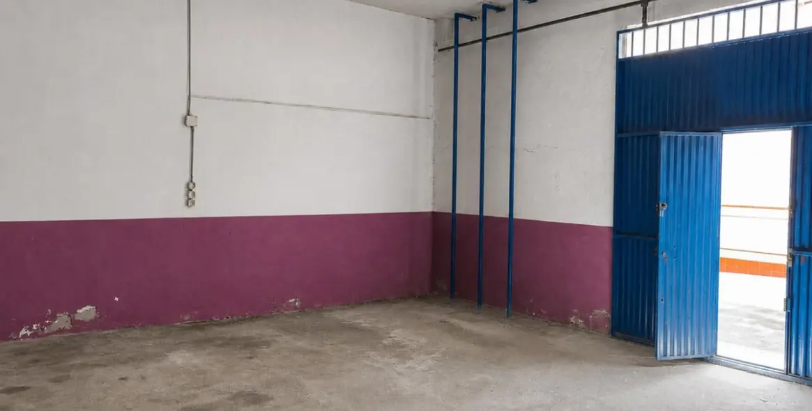 Sale of storage room in Los Prados 6