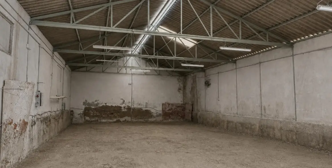 Sale of storage room in Los Prados 7