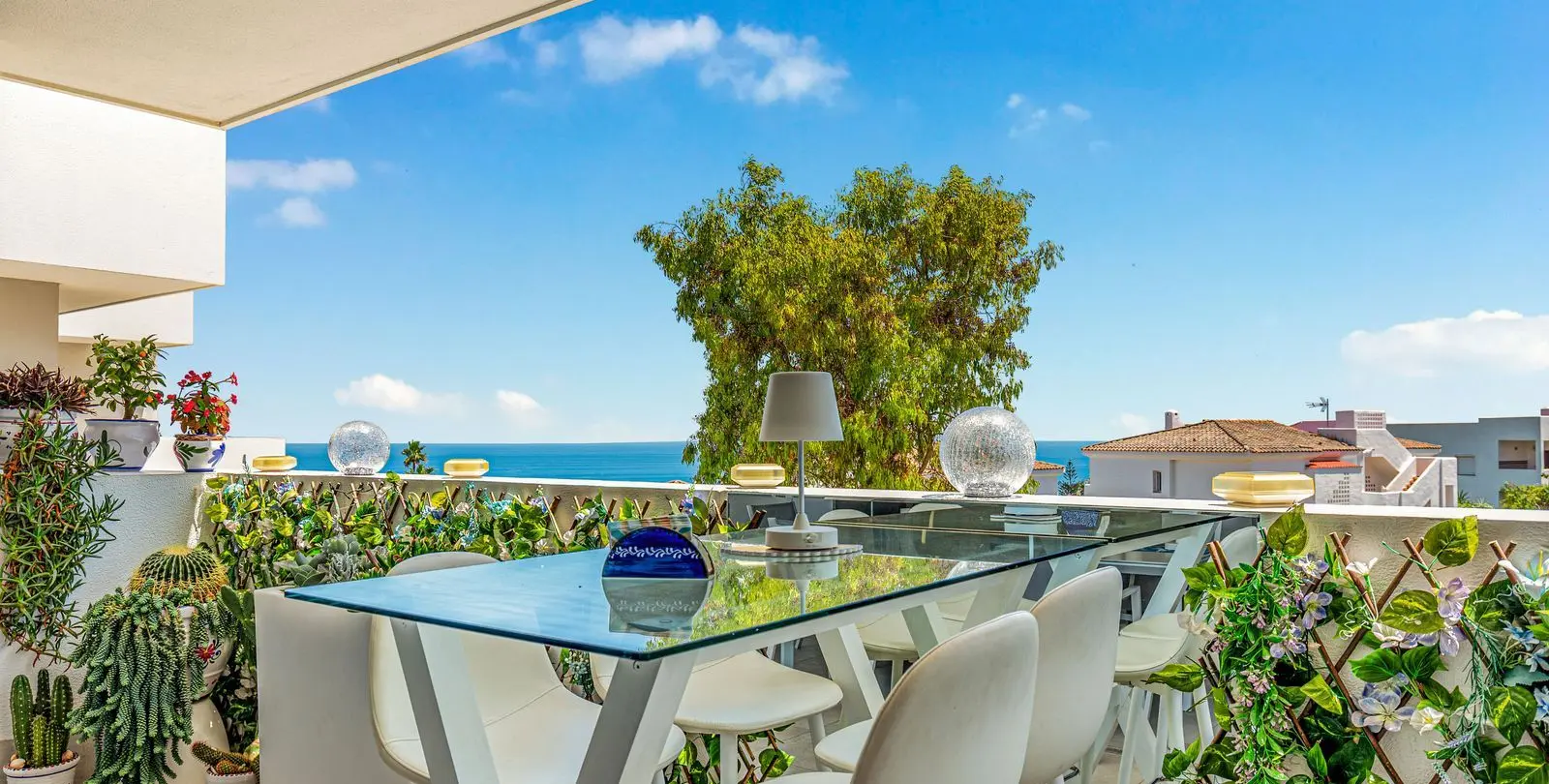 Sale of ground floor apartment in Manilva 1