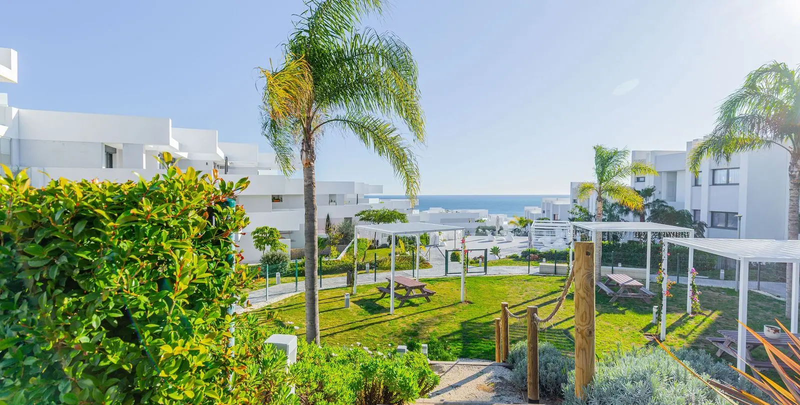 Sale of ground floor apartment in Manilva 4