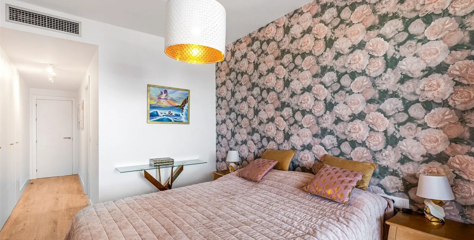 Sale of ground floor apartment in Manilva 17
