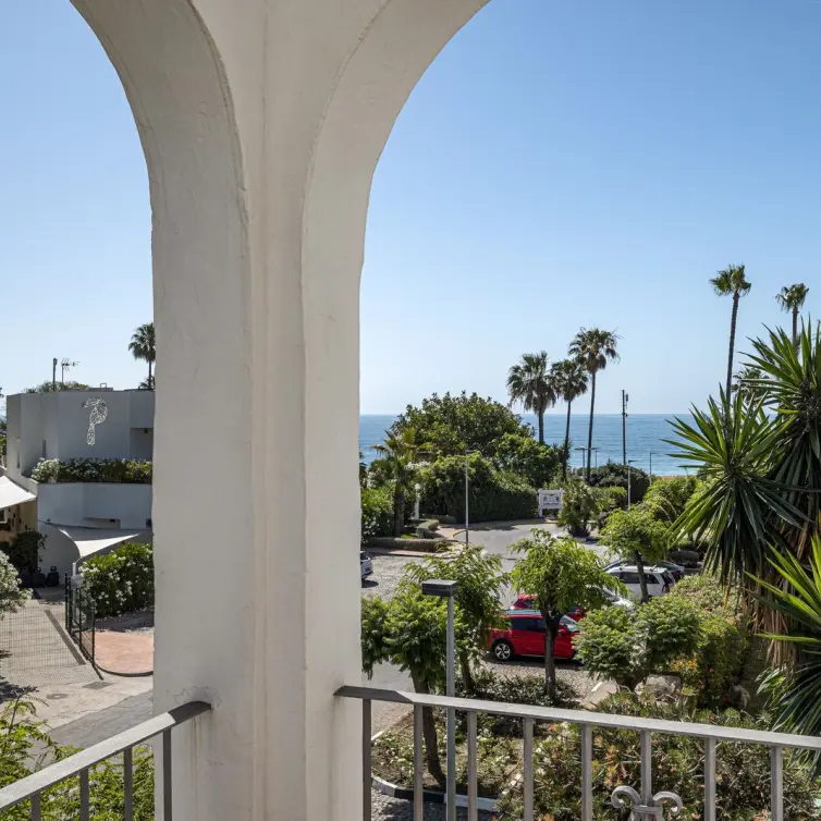Sale of penthouse in Costalita