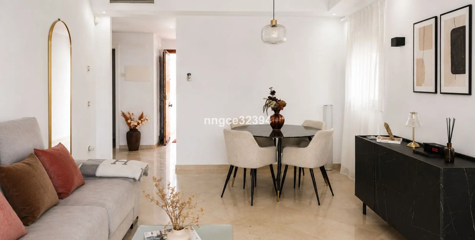 Sale of ground floor apartment in Nueva Andalucía 7