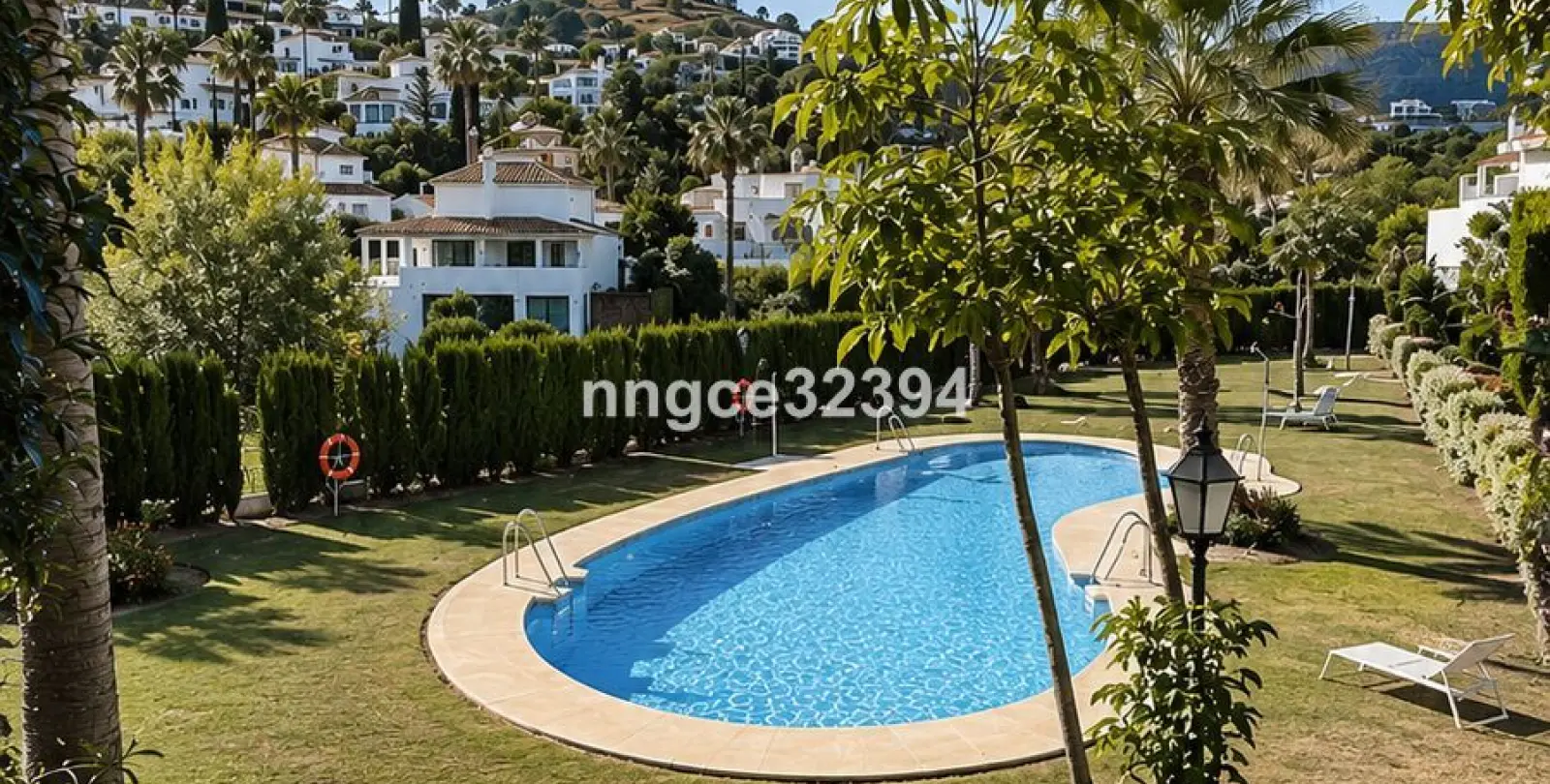Sale of ground floor apartment in Nueva Andalucía 20