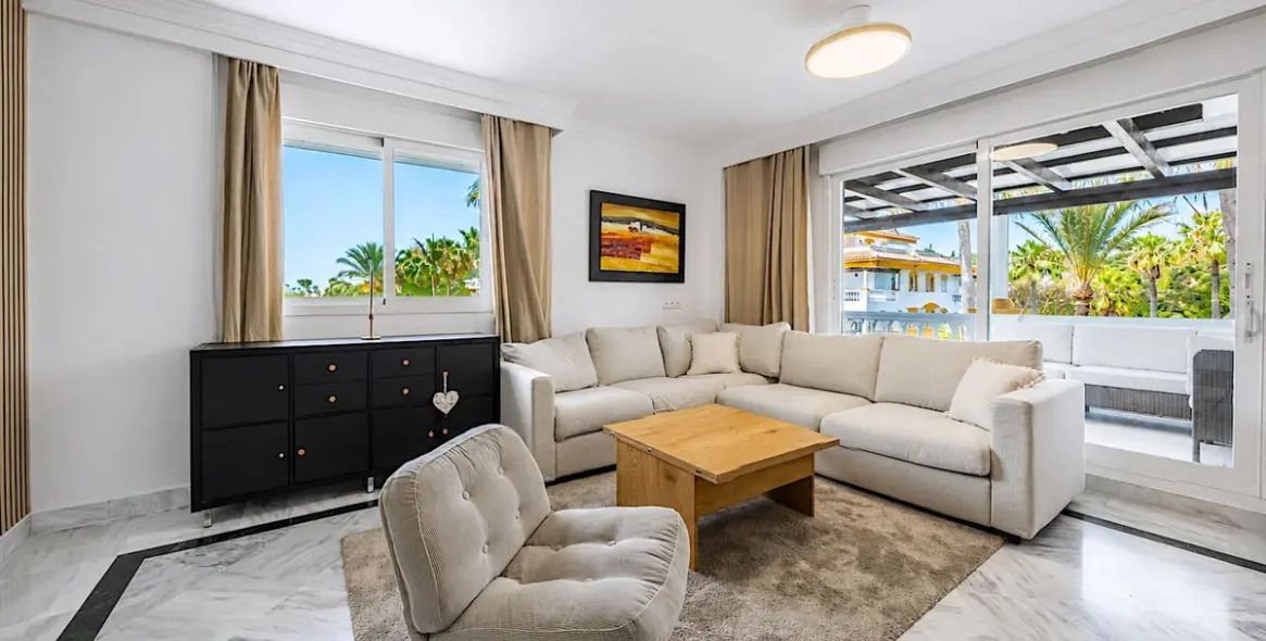Short-term rent of middle floor apartment in Nueva Andalucía 5