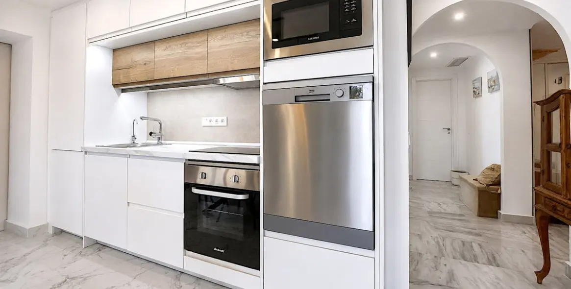 Short-term rent of middle floor apartment in Nueva Andalucía 10