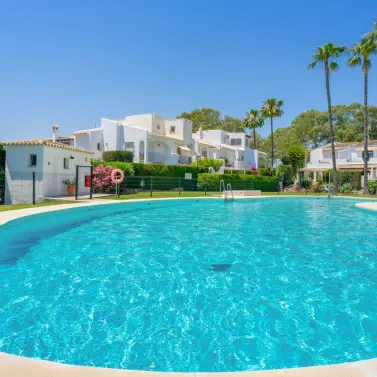 Sale of townhouse in Estepona