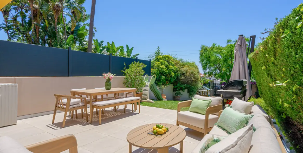 Sale of townhouse in Estepona 25