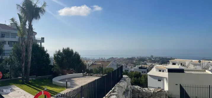 Sale of ground floor apartment in Benalmadena 3