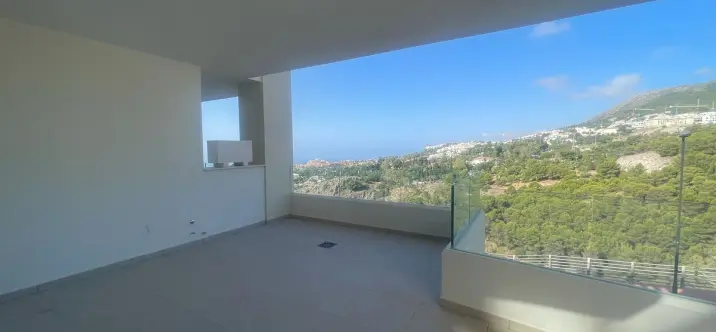Sale of ground floor apartment in Benalmadena 4