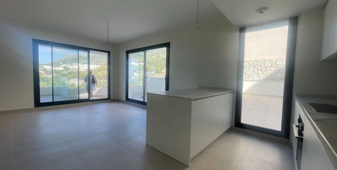 Sale of ground floor apartment in Benalmadena 8