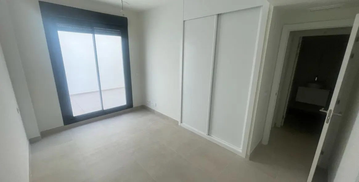Sale of ground floor apartment in Benalmadena 14