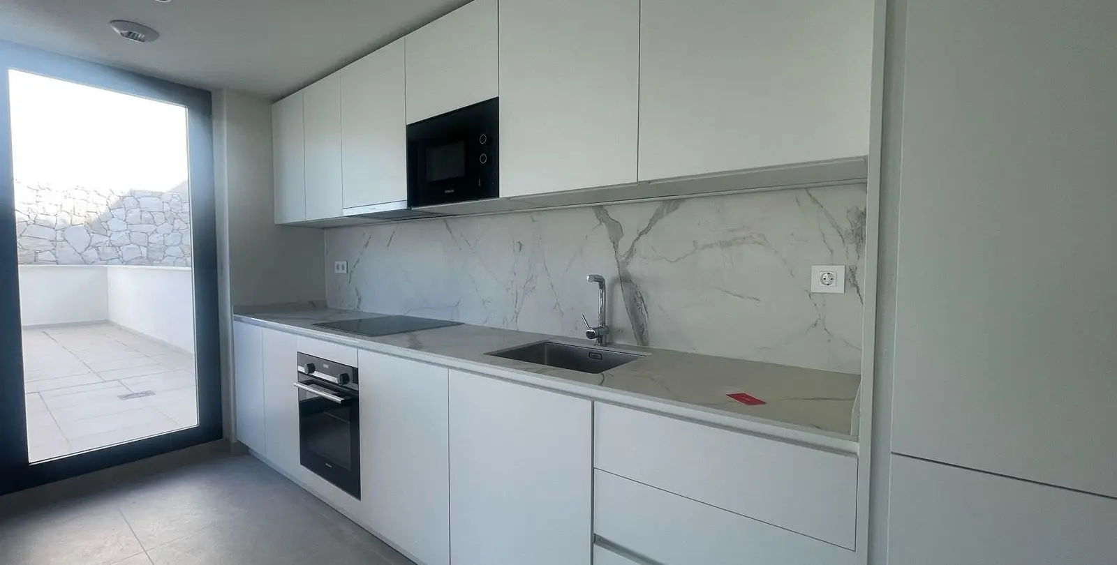 Sale of ground floor apartment in Benalmadena 10