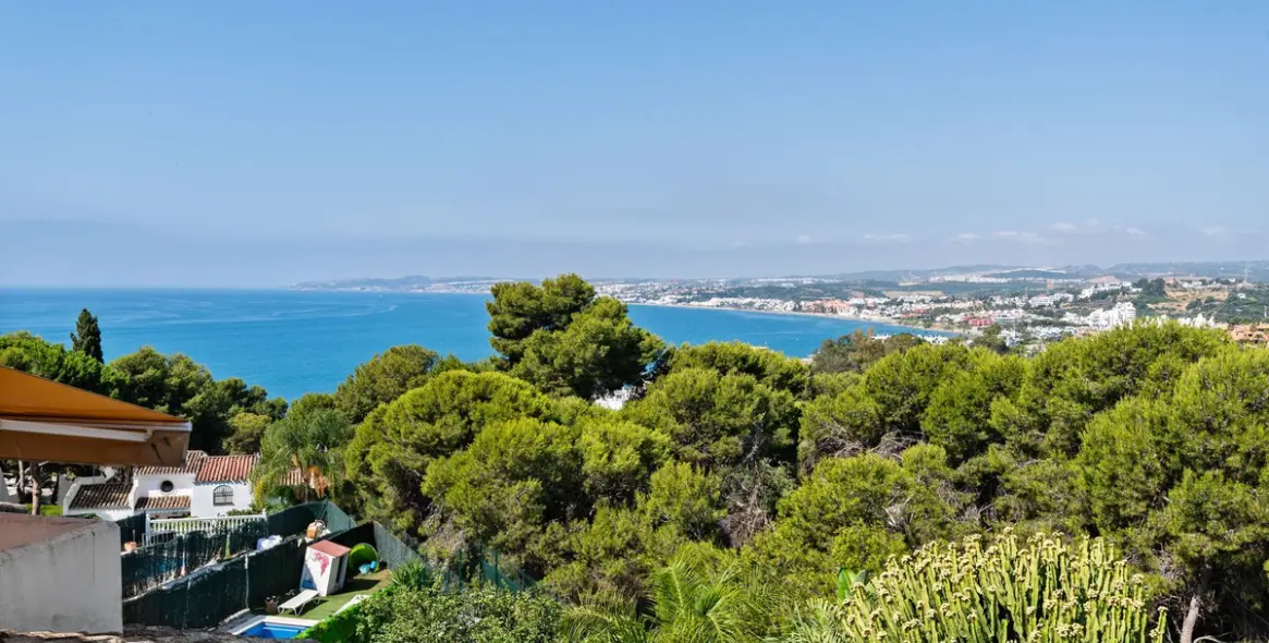 Sale of townhouse in Estepona 28