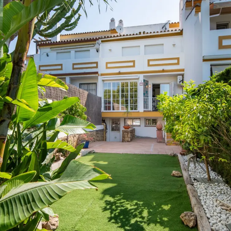 Продажа таунхауса в Estepona