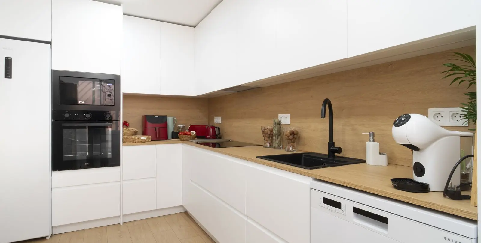 Sale of townhouse in Málaga 17