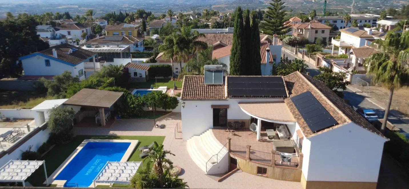 Venta de villa independiente en Alhaurín el Grande 0