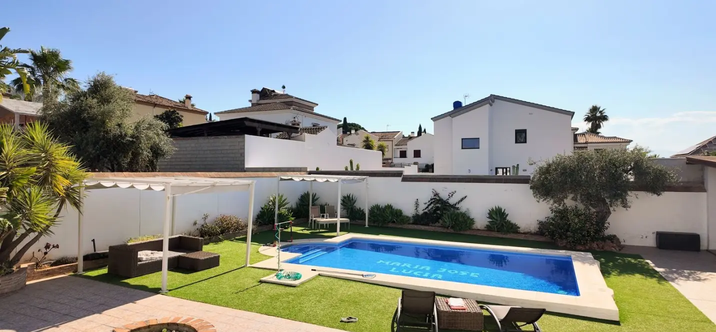 Venta de villa independiente en Alhaurín el Grande 2