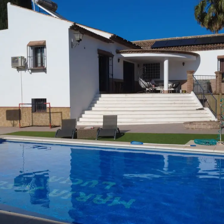 Venta de villa independiente en Alhaurín el Grande