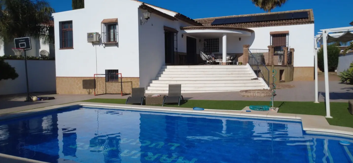 Venta de villa independiente en Alhaurín el Grande 3