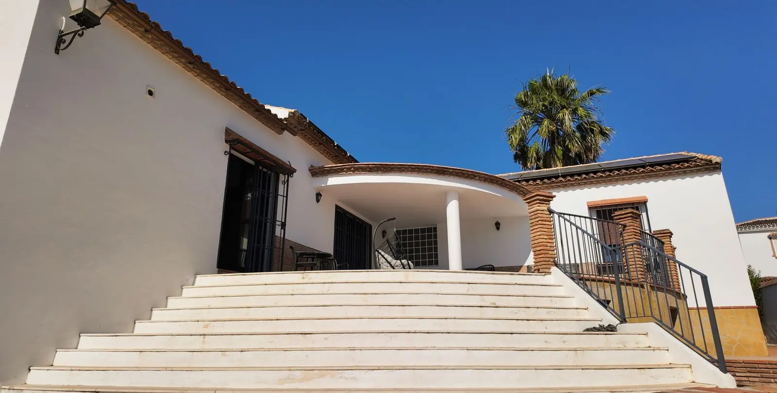 Sale of detached villa in Alhaurín el Grande 34